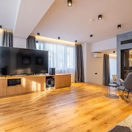 Luxurious House In An Exclusive Complex, Mount View Villa *